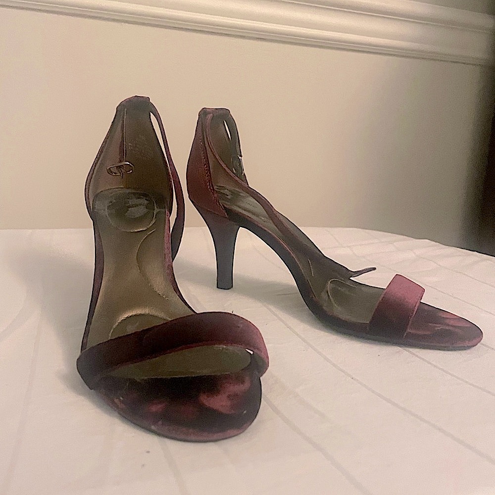 Chic Burgundy Stiletto Heels